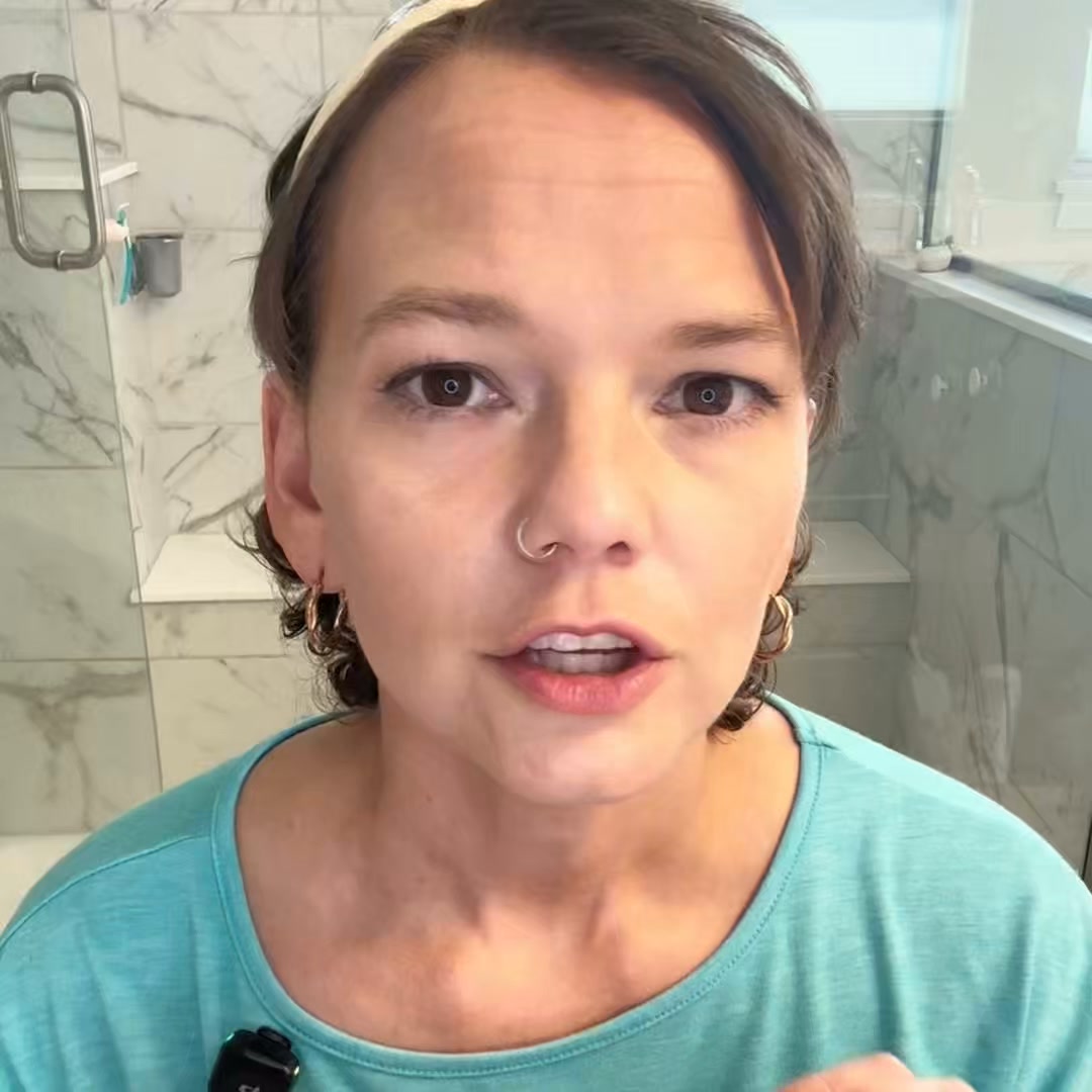 Dermavitality ad: “After 16 rounds of chemotherapy, I lived it myself.”